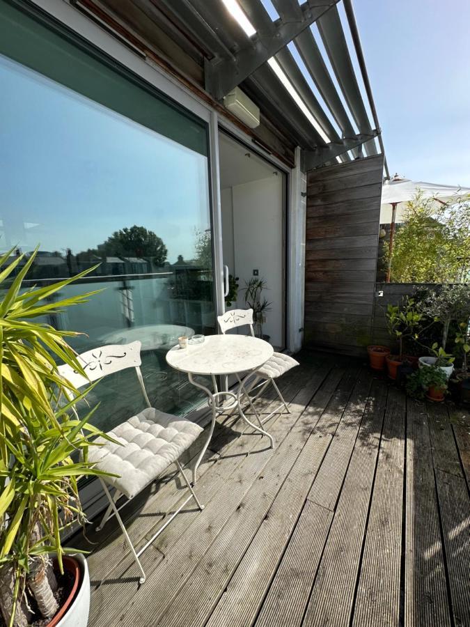Bright And Airy Islington Apartment London Exterior photo